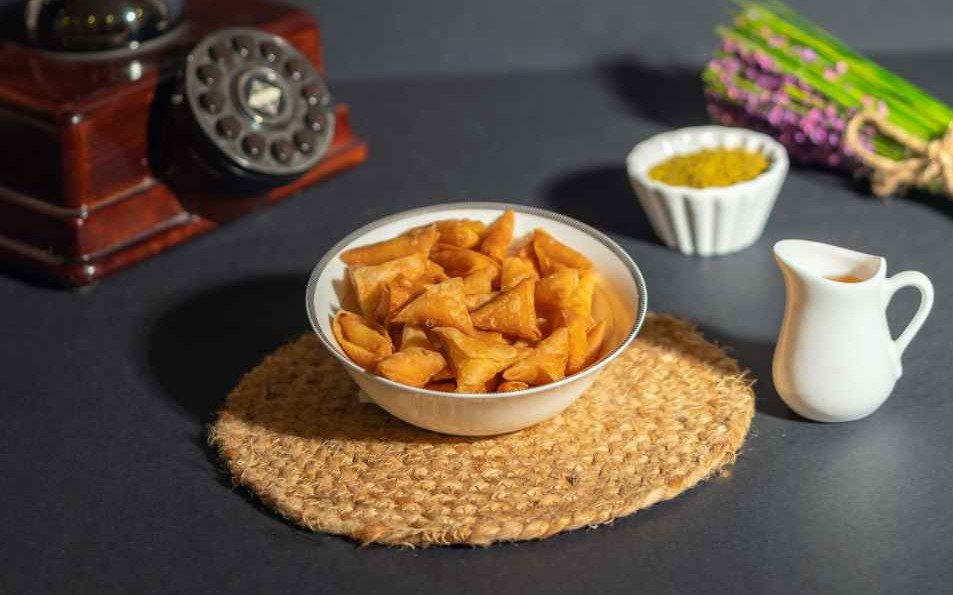 Mini Cheese Sambosa