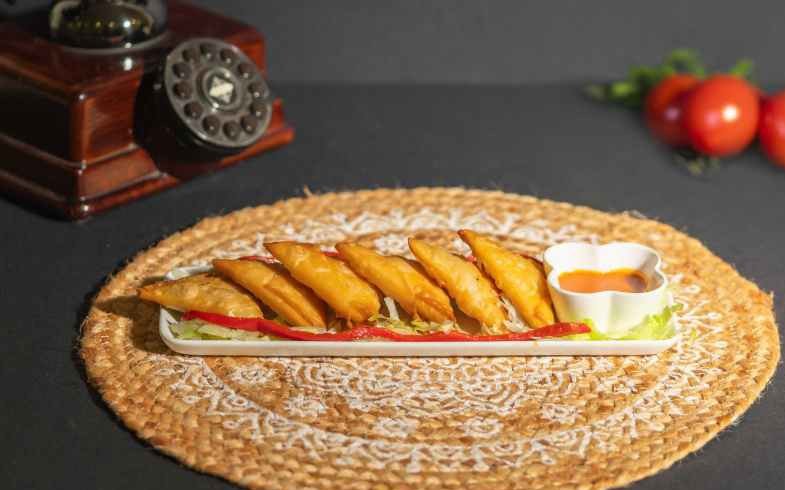Chicken Sambosa (Corn / Mushroom)